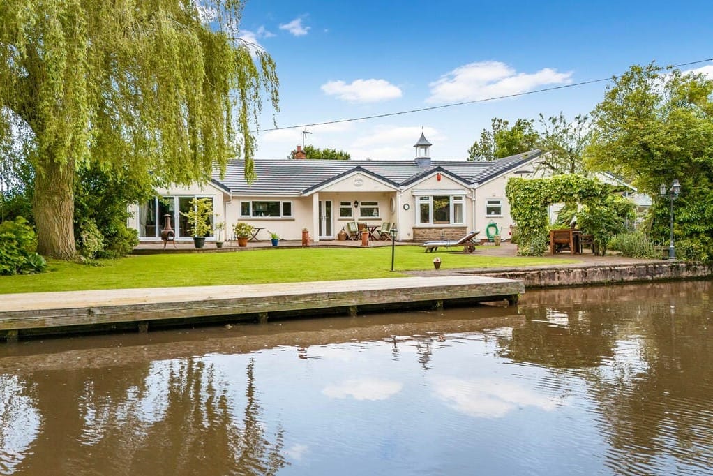 A beautiful canalside home with mooring and covered slipway
