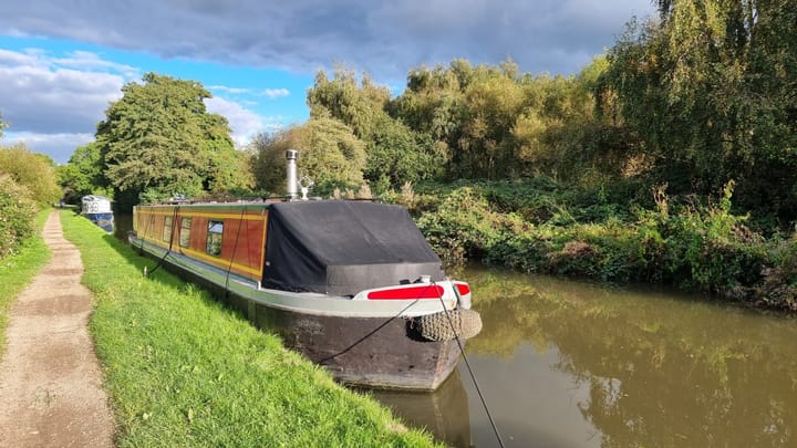 Canalside Homes for Sale from £0k to £199k